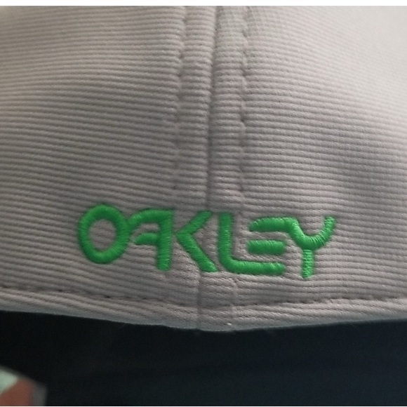 Oakley Frogskin Hat fitted flex fit cap sunglasses brand EUC - Picture 2 of 4